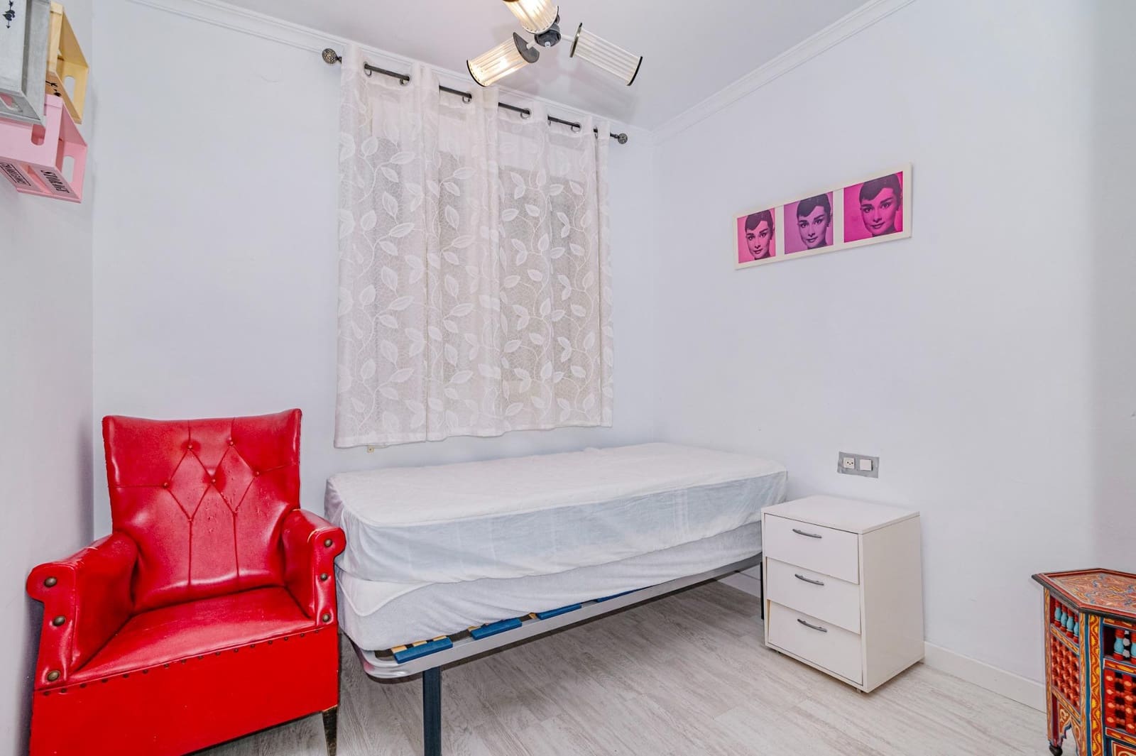 3 bedroom Flat for sale in Cenes de la Vega with pool garage - € 184,000 (Ref: 9446369)