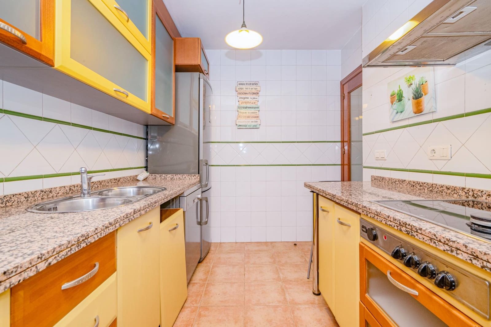 3 bedroom Flat for sale in Cenes de la Vega with pool garage - € 184,000 (Ref: 9446369)