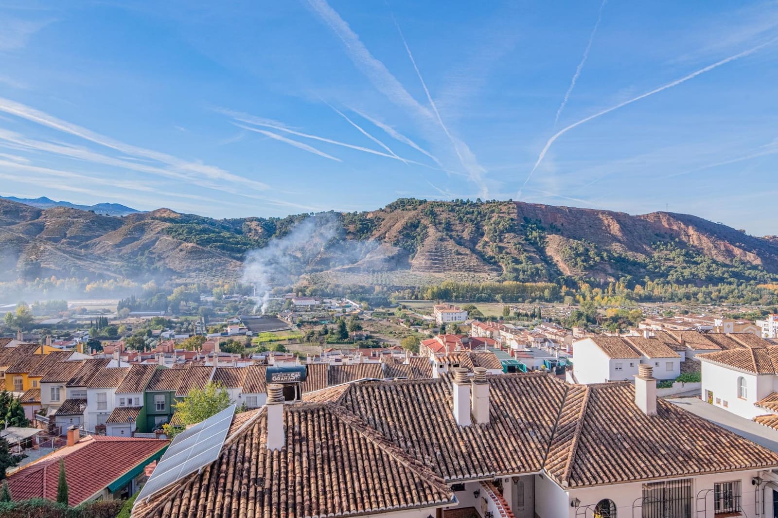 3 bedroom Flat for sale in Cenes de la Vega with pool garage - € 184,000 (Ref: 9446369)