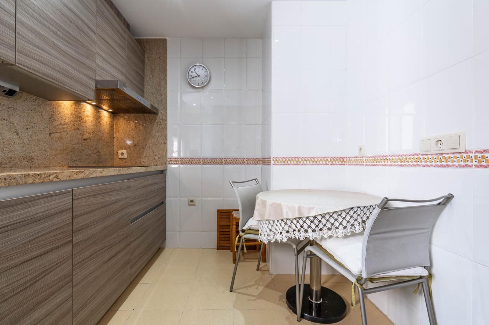 3 bedroom Flat for sale in Granada city - € 369,900 (Ref: 9452157)