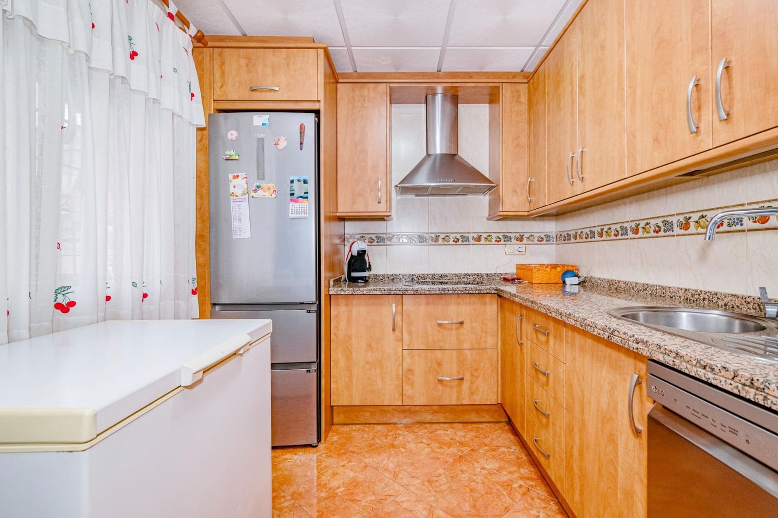 3 bedroom Terraced Villa for sale in Las Gabias with pool - € 239,000 (Ref: 9452159)