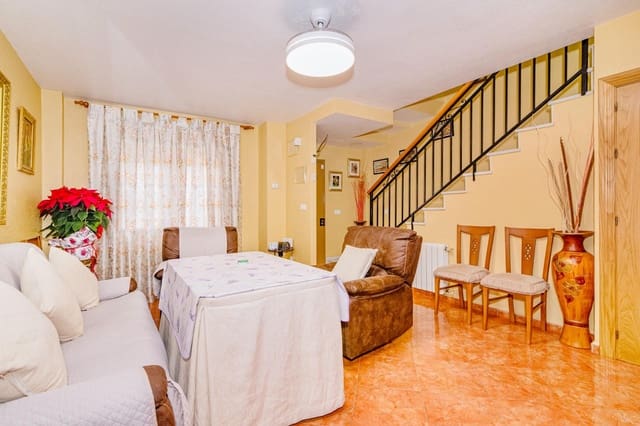 3 bedroom Terraced Villa for sale in Gabia Grande, Las Gabias with pool - € 239,000 (Ref: 9452159)