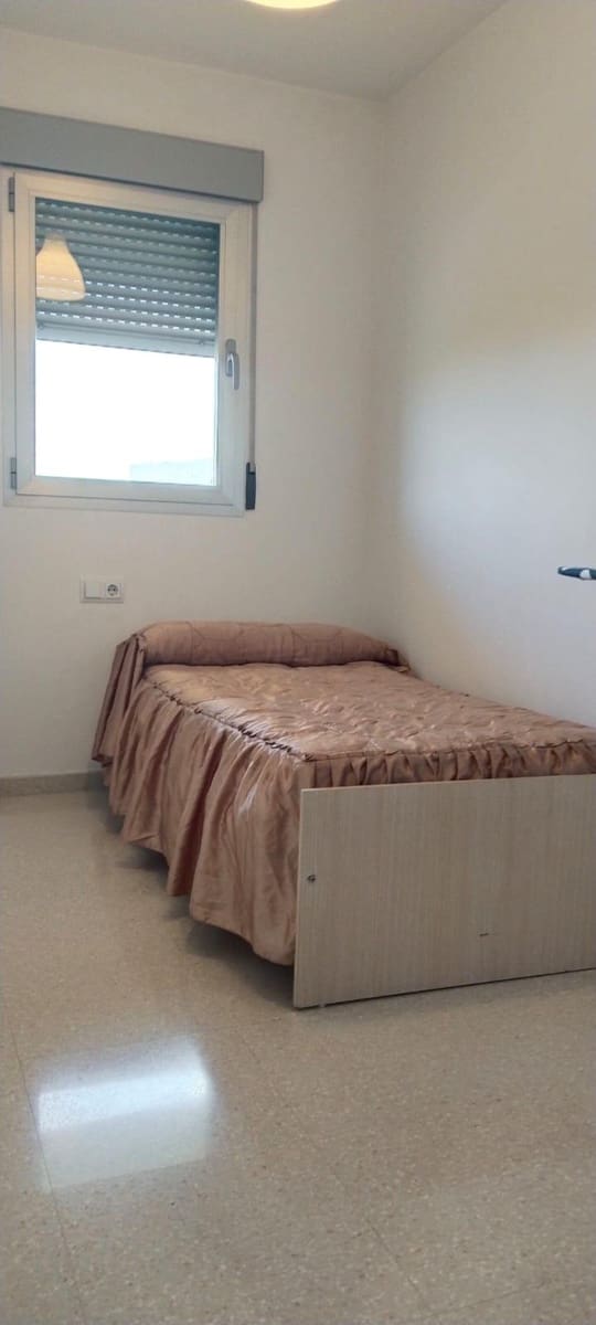 3 quarto Apartamento para arrendar em Granada cidade com piscina - 900 € (Ref: 9488362)