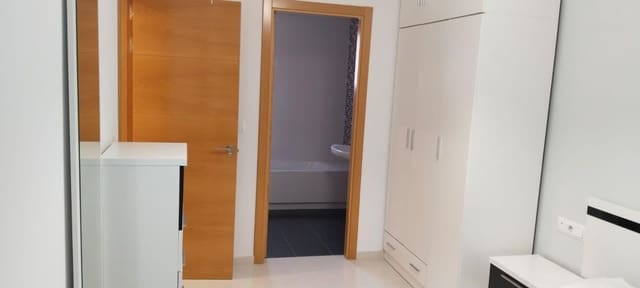 3 quarto Apartamento para arrendar em Cerrillo de Maracena - Periodistas, Granada cidade com piscina - 900 € (Ref: 9488362)