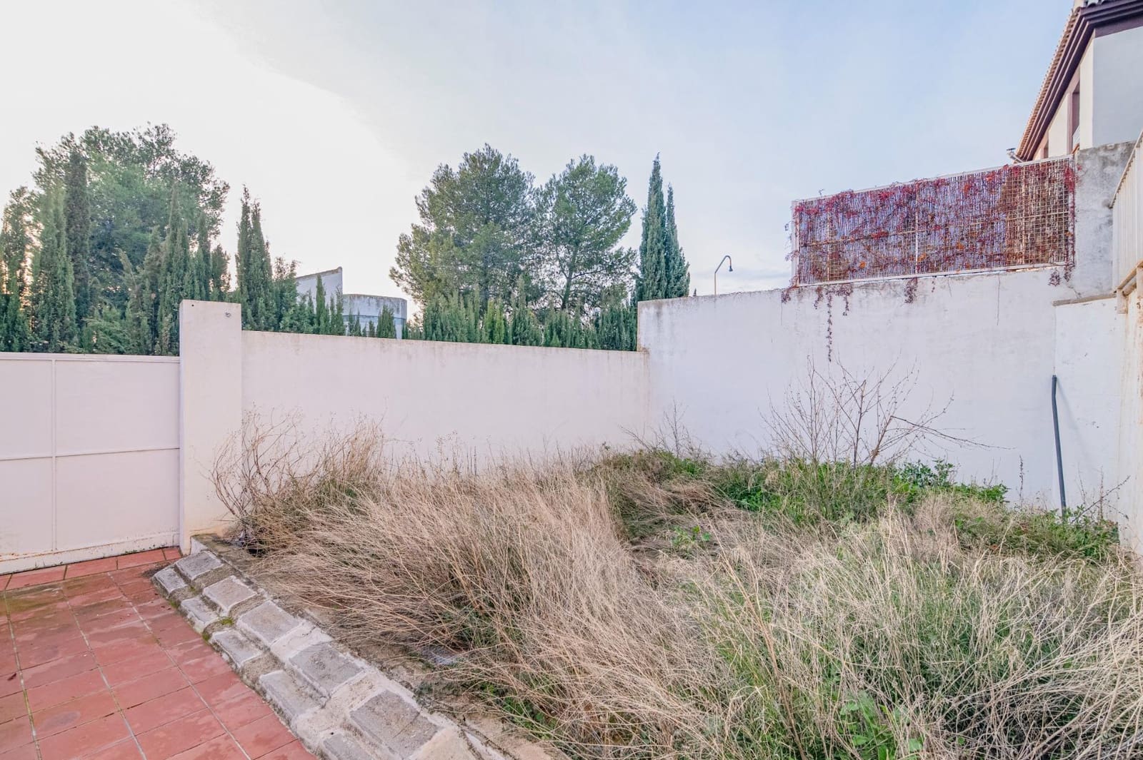 3 bedroom Semi-detached Villa for sale in Albolote with garage - € 265,000 (Ref: 9488363)