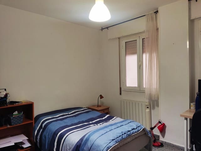 4 soveværelse Lejlighed til salg i Camino de Ronda - Rosaleda, Granada by - € 274.999 (Ref: 9494675)