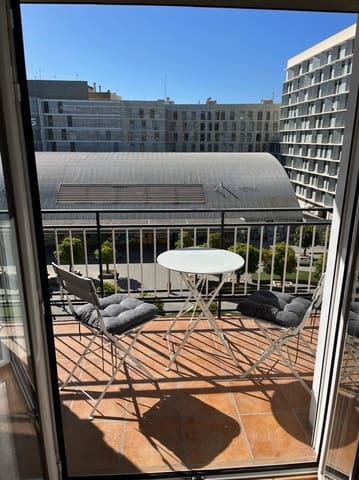 Piso de 3 habitaciones en Camino de Ronda - Rosaleda, Granada ciudad en alquiler - 900 € (Ref: 9497272)