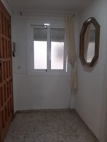 Piso de 3 habitaciones en Centro - Sagrario, Granada ciudad en alquiler - 950 € (Ref: 9497273)
