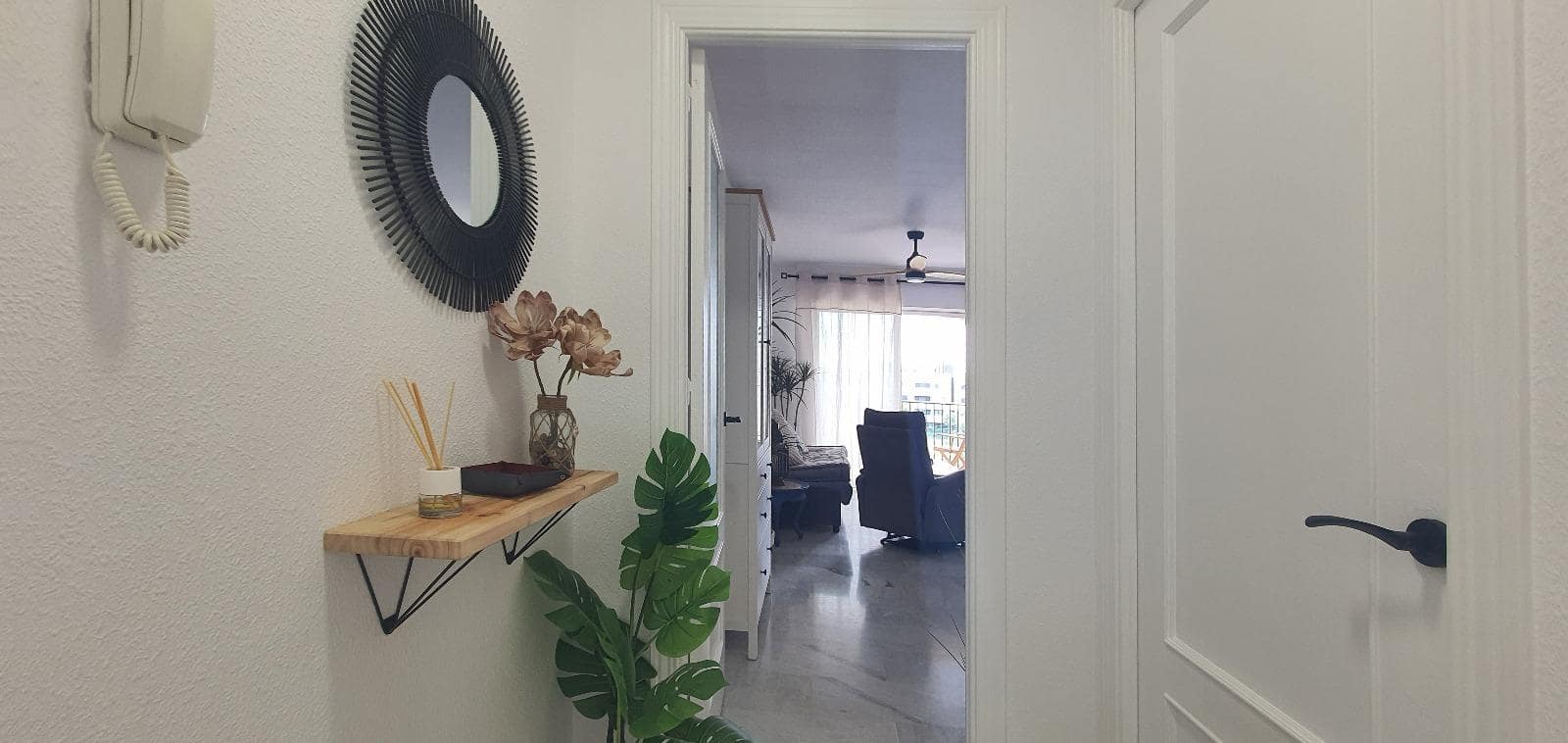 Piso de 2 habitaciones en Salobreña en alquiler - 600 € (Ref: 9497275)