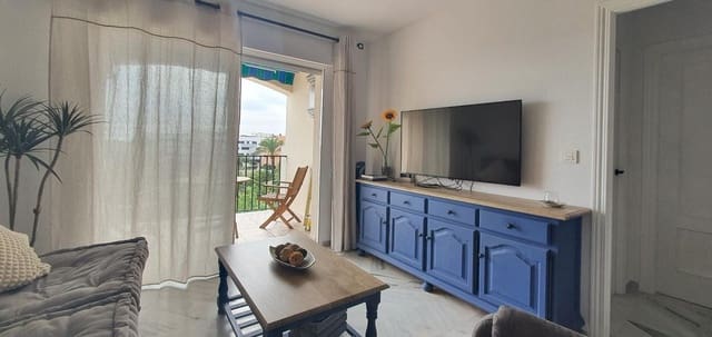 Piso de 2 habitaciones en Salobreña en alquiler - 600 € (Ref: 9497275)