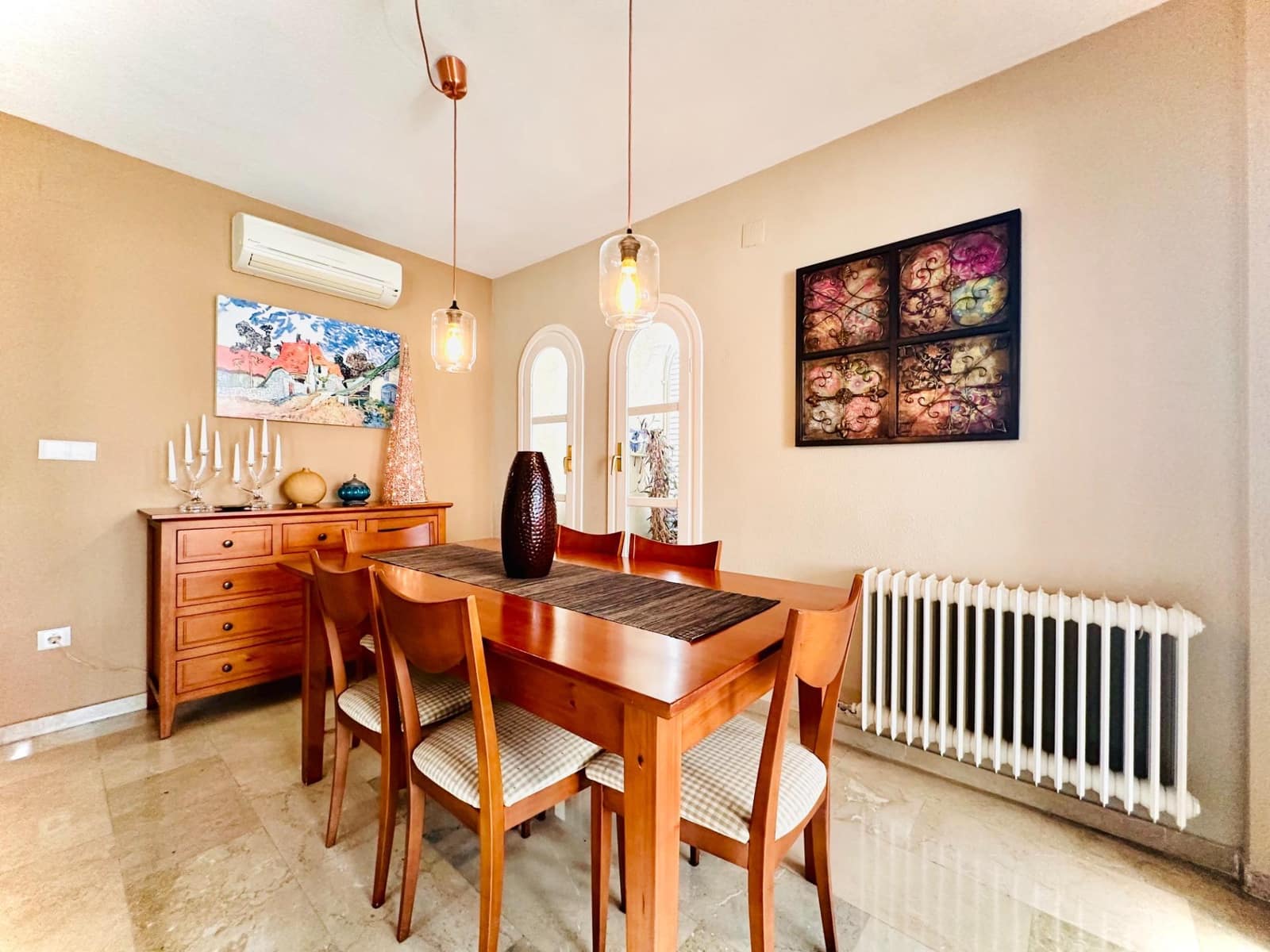 4 slaapkamer Villa te koop in Albolote met zwembad garage - € 350.000 (Ref: 9502403)