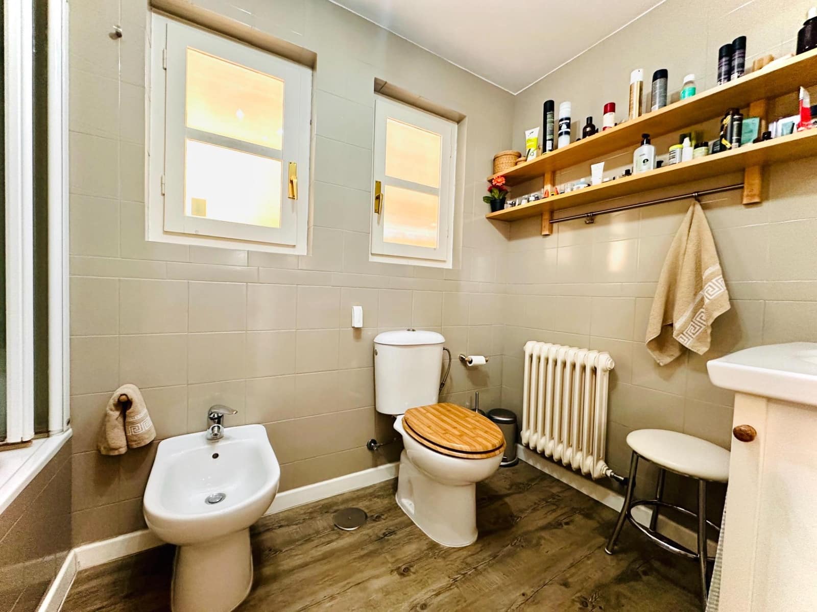 4 slaapkamer Villa te koop in Albolote met zwembad garage - € 350.000 (Ref: 9502403)