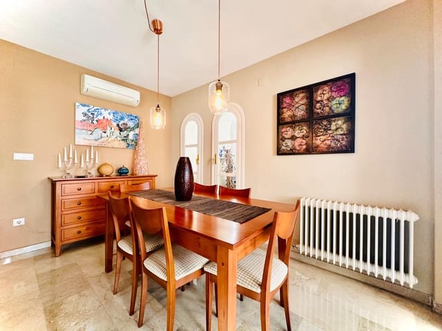 4 slaapkamer Villa te koop in Albolote met zwembad garage - € 350.000 (Ref: 9502403)