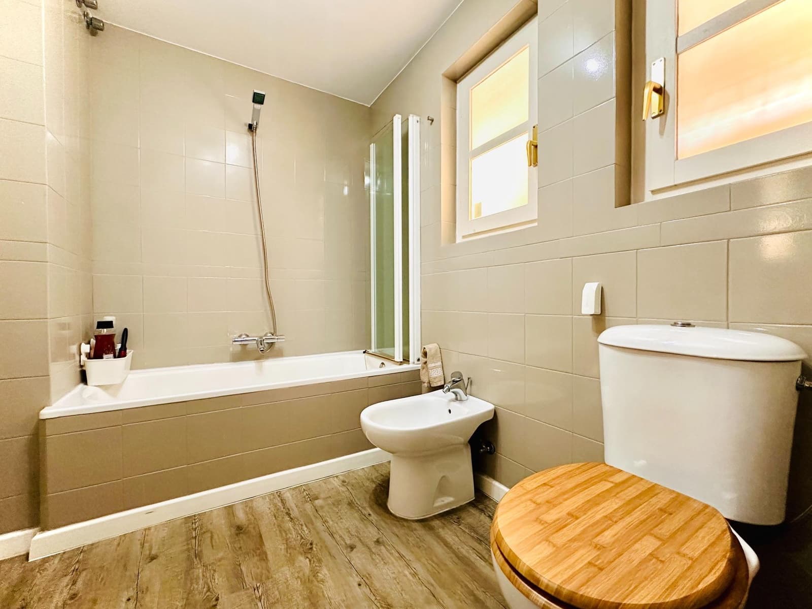 4 slaapkamer Villa te koop in Albolote met zwembad garage - € 350.000 (Ref: 9502403)