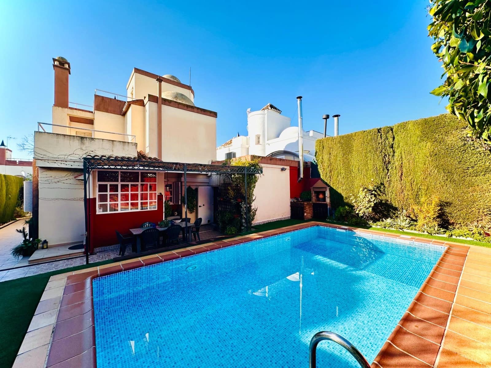 4 slaapkamer Villa te koop in Albolote met zwembad garage - € 350.000 (Ref: 9502403)