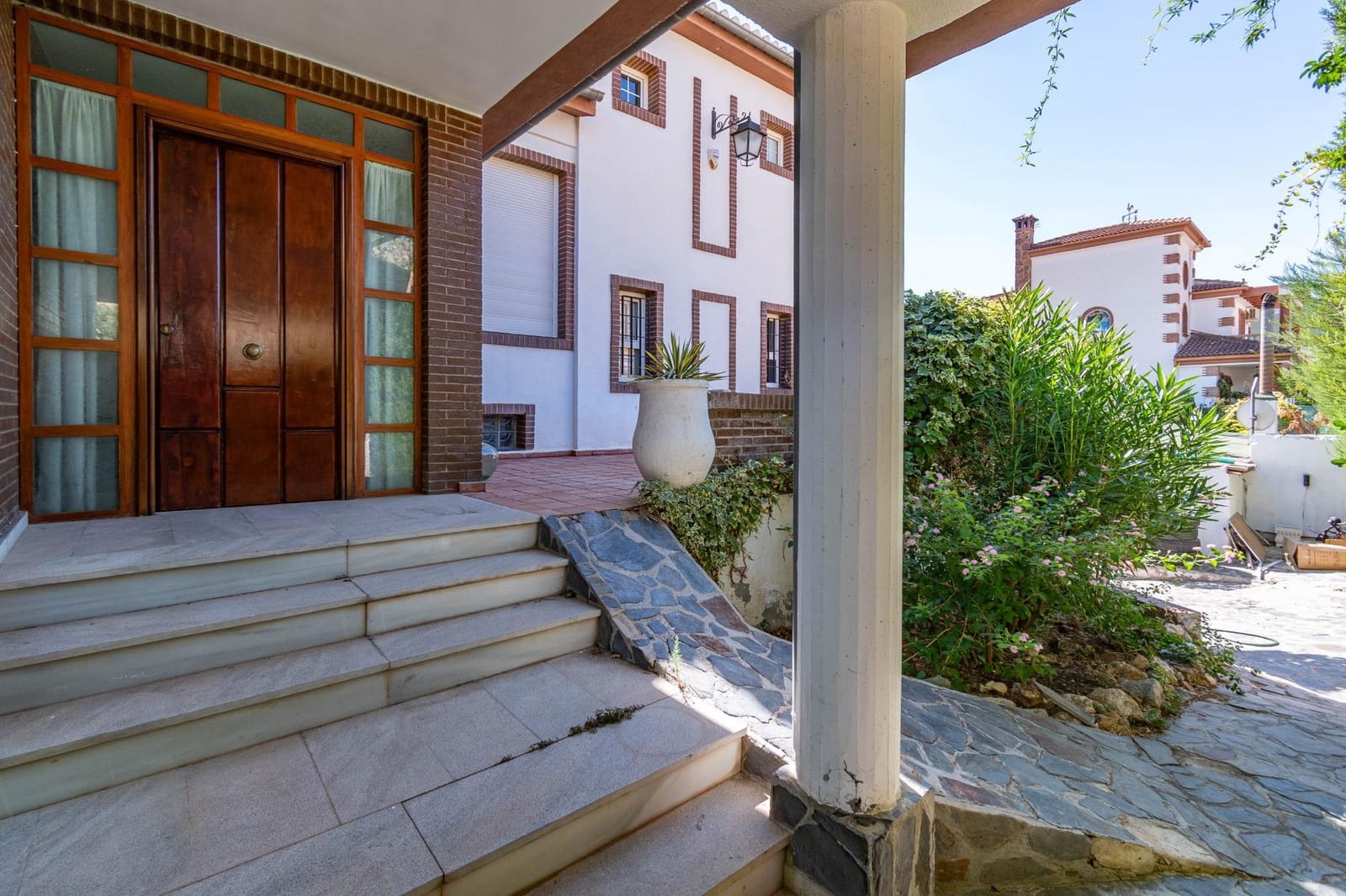 6 bedroom Villa for sale in Albolote with pool garage - € 475,000 (Ref: 9508916)