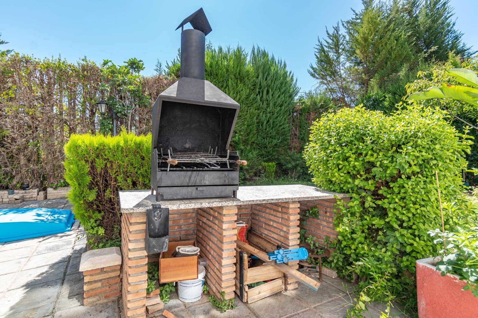 6 bedroom Villa for sale in Albolote with pool garage - € 475,000 (Ref: 9508916)