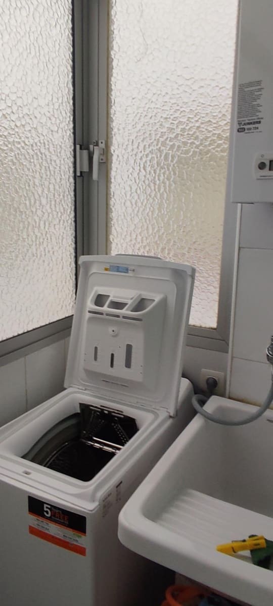 3 bedroom Flat for rent in Granada city - € 850 (Ref: 9513445)