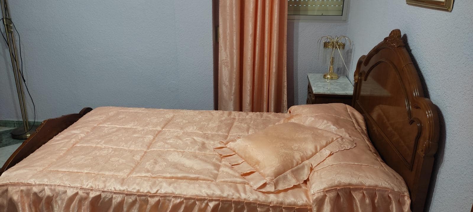 3 bedroom Flat for rent in Granada city - € 850 (Ref: 9513445)