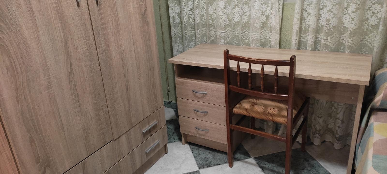 3 bedroom Flat for rent in Granada city - € 850 (Ref: 9513445)