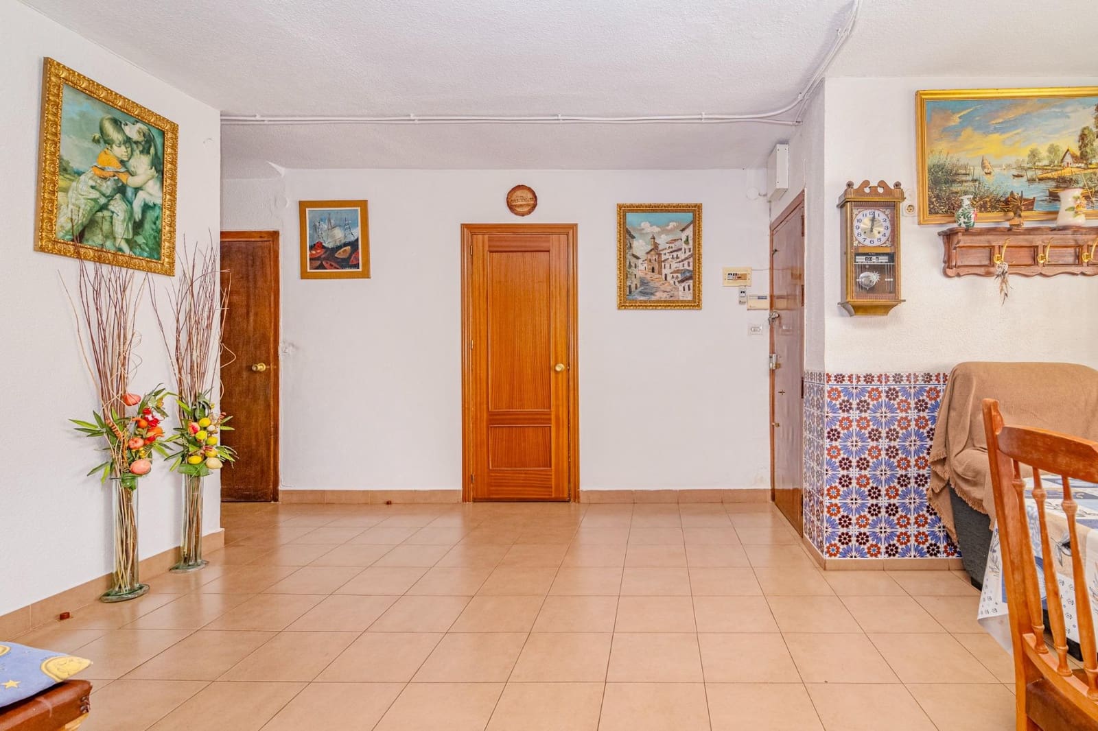 5 makuuhuone Rivitalo myytävänä paikassa La Zubia mukana uima-altaan 
autotalli - 205 000 € (Ref: 9513447)