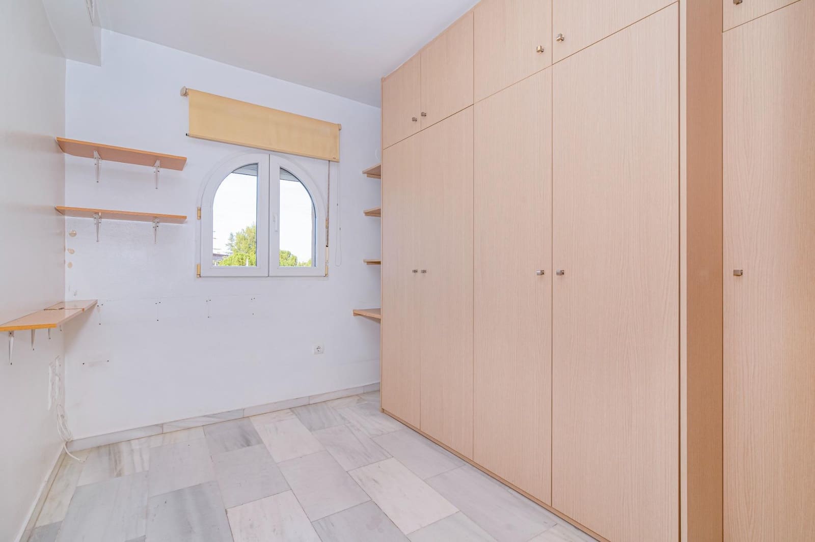 3 makuuhuone Huoneisto myytävänä paikassa Granada kaupunki mukana 
autotalli - 395 000 € (Ref: 9527744)