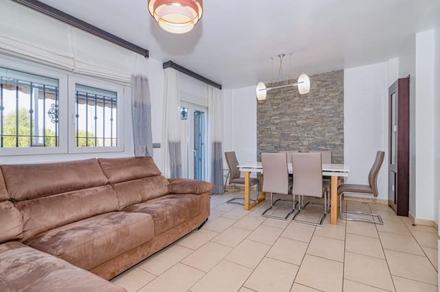 3 makuuhuone Huoneisto myytävänä paikassa Zaidin, Granada kaupunki mukana 
autotalli - 395 000 € (Ref: 9527744)