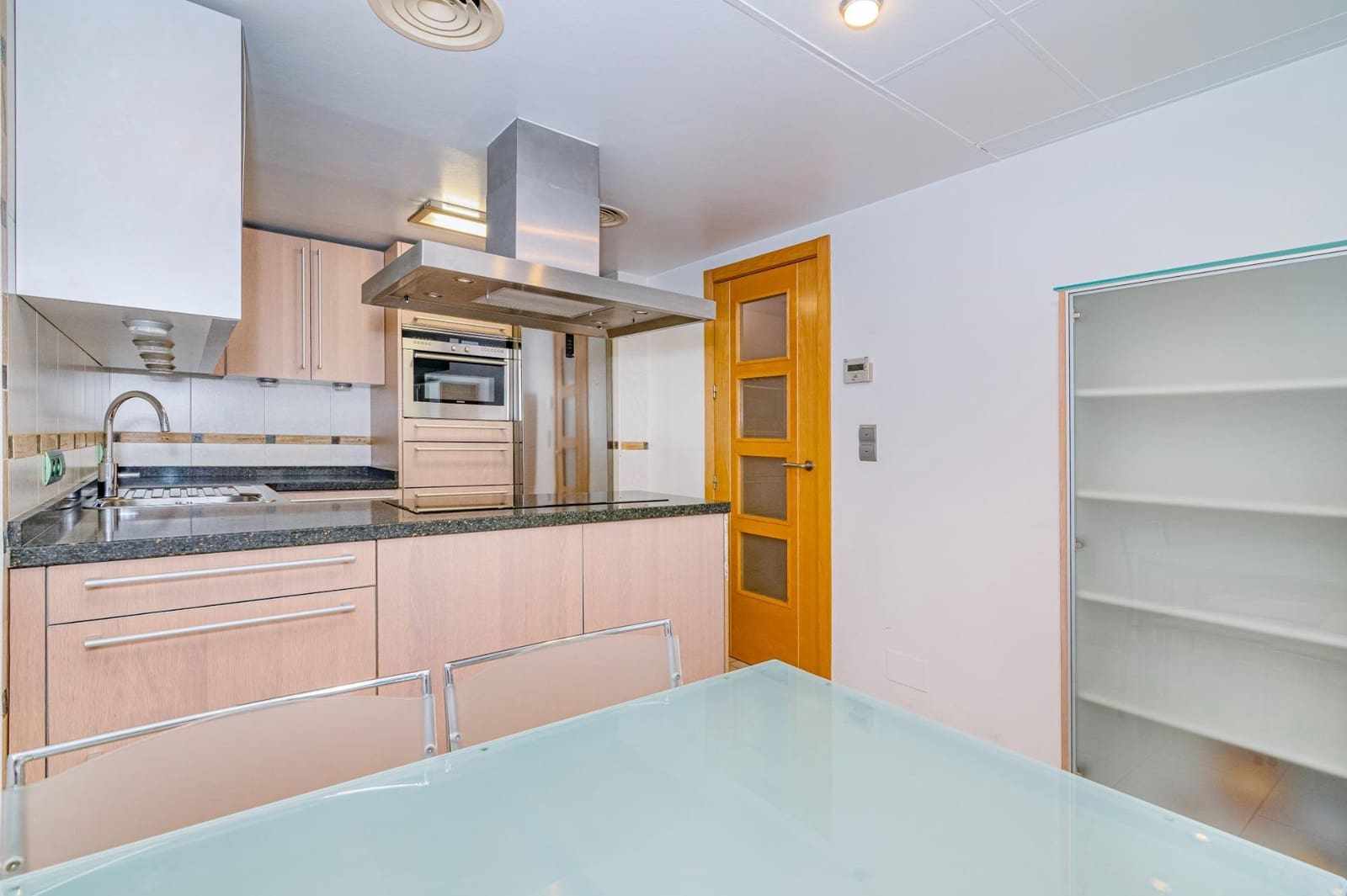 3 makuuhuone Huoneisto myytävänä paikassa Granada kaupunki mukana 
autotalli - 395 000 € (Ref: 9527744)