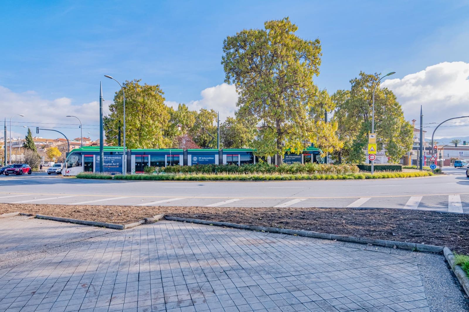 3 makuuhuone Huoneisto myytävänä paikassa Granada kaupunki mukana 
autotalli - 395 000 € (Ref: 9527744)