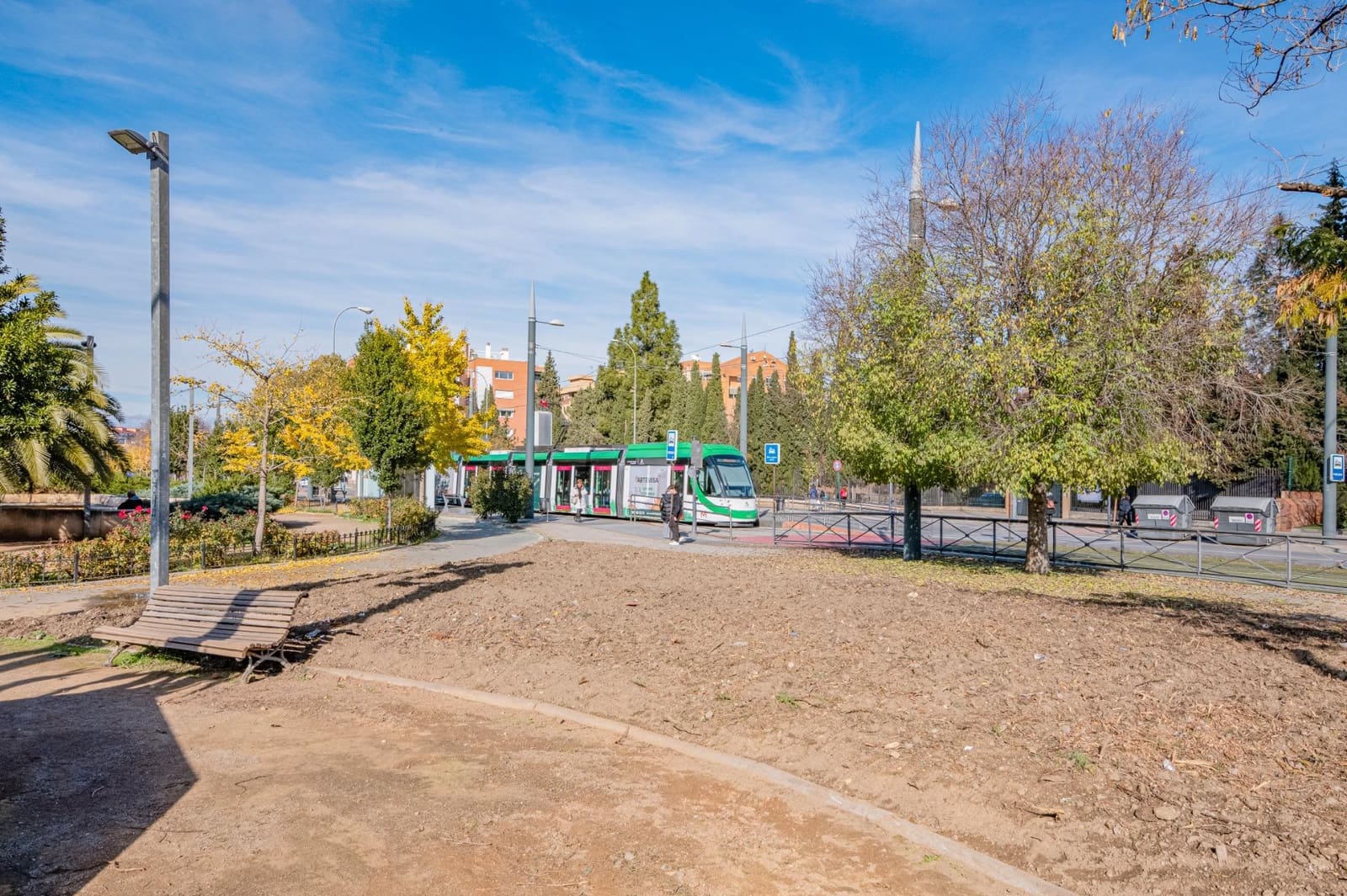 3 makuuhuone Huoneisto myytävänä paikassa Granada kaupunki mukana 
autotalli - 395 000 € (Ref: 9527744)