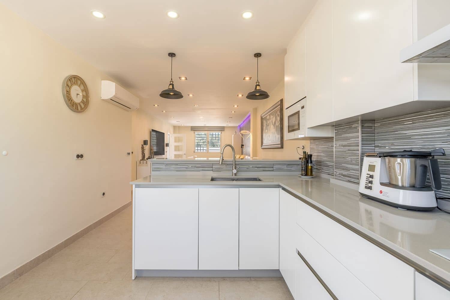 3 quarto Moradia para venda em Atarfe com piscina - 349 900 € (Ref: 9533802)