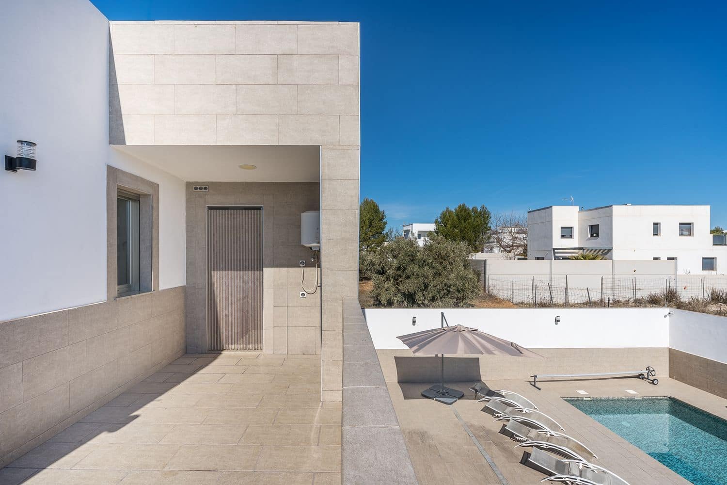 3 quarto Moradia para venda em Atarfe com piscina - 349 900 € (Ref: 9533802)