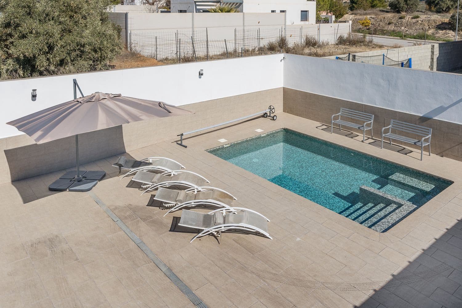 3 quarto Moradia para venda em Atarfe com piscina - 349 900 € (Ref: 9533802)