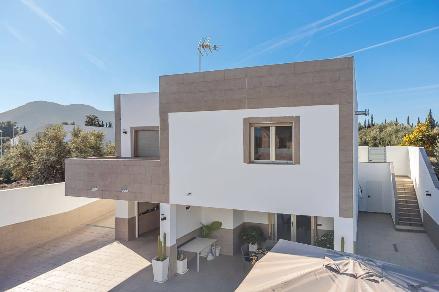 3 quarto Moradia para venda em Atarfe com piscina - 349 900 € (Ref: 9533802)