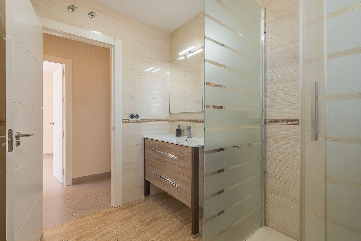 3 quarto Moradia para venda em Atarfe com piscina - 349 900 € (Ref: 9533802)