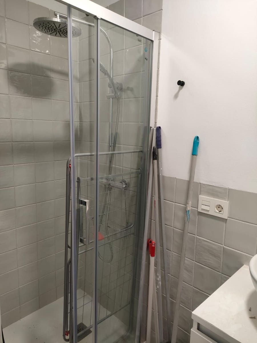 2 soverom Leilighet til leie i Granada by - € 800 (Ref: 9543705)