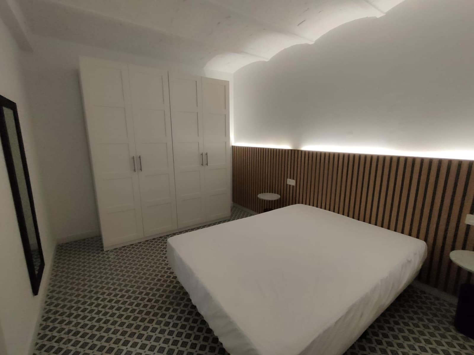 2 soverom Leilighet til leie i Granada by - € 800 (Ref: 9543705)