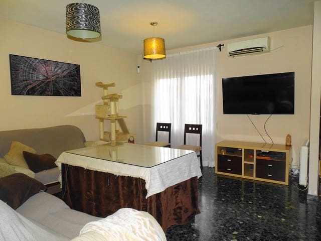 3 Zimmer Reihenhaus zu verkaufen in Peligros mit Garage - 195.000 € (Ref: 9548272)