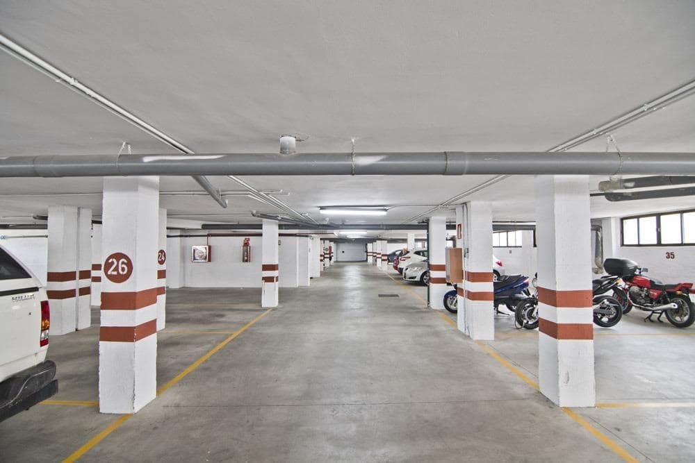 2 makuuhuone Asunto myytävänä paikassa Motril mukana uima-altaan 
autotalli - 225 000 € (Ref: 9555910)