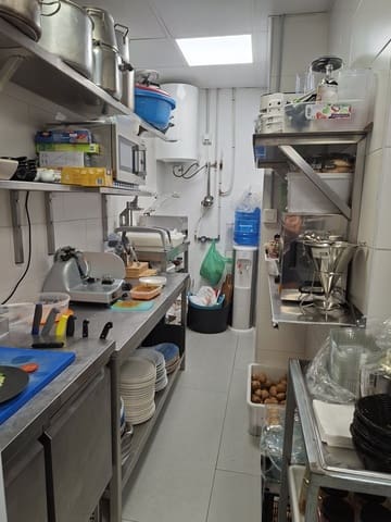 Restaurant/Bar for sale in Cabo Roig, Orihuela - € 95,000 (Ref: 10037657)