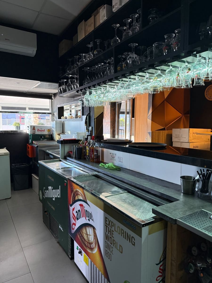 Ristorante/Bar in vendita in Cabo Roig - 95.000 € (Rif: 10037657)