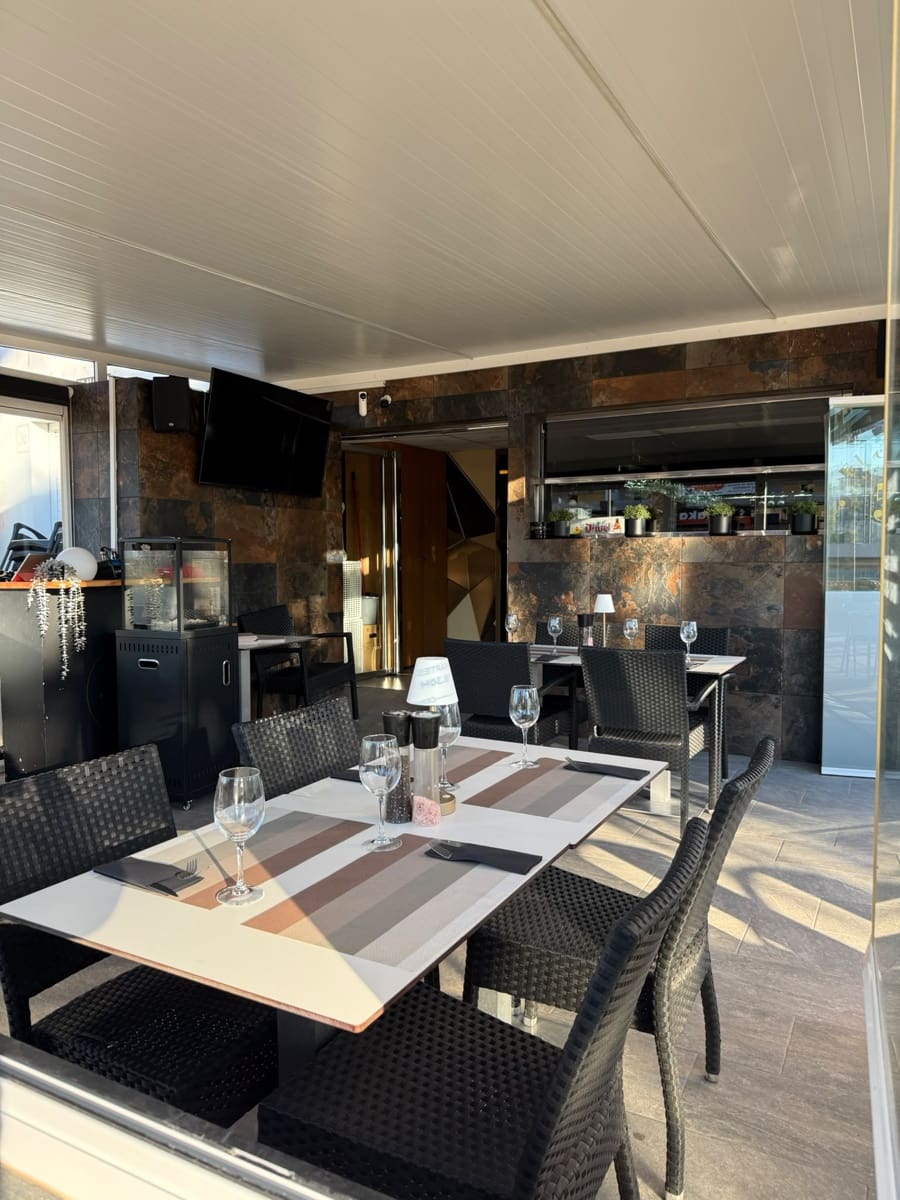 Ristorante/Bar in vendita in Cabo Roig - 95.000 € (Rif: 10037657)
