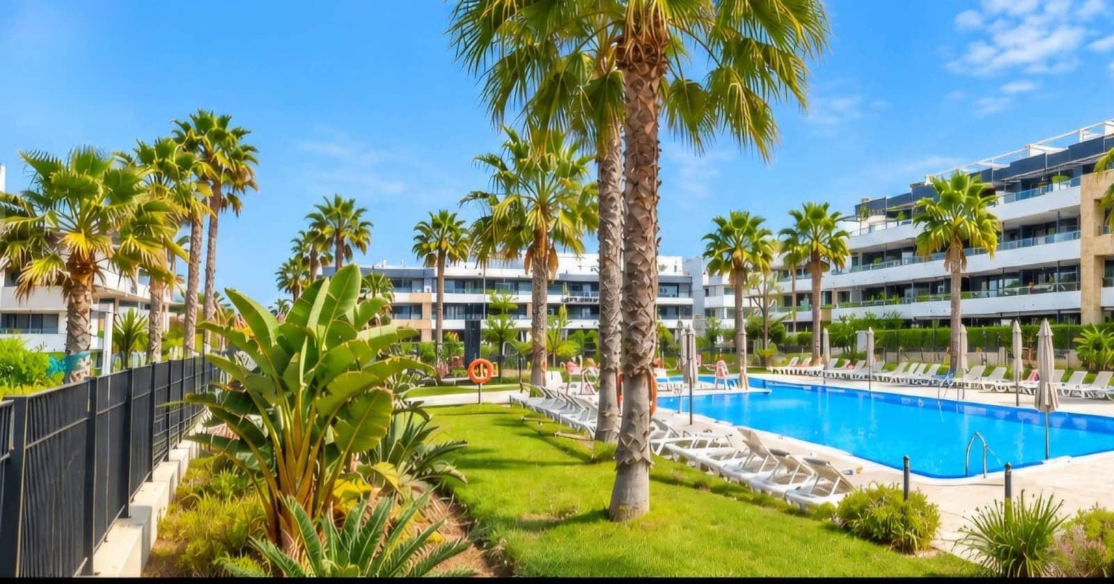 2 bedroom Apartment for sale in Playa Flamenca with pool garage - € 398,000 (Ref: 10089980)