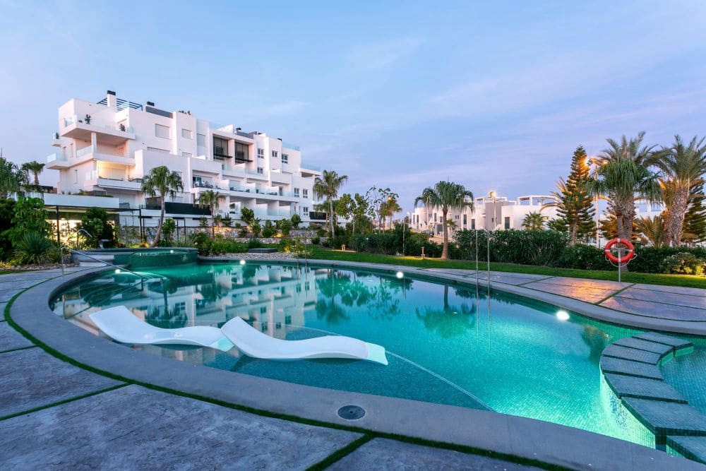 2 bedroom Apartment for sale in Torrevieja with pool garage - € 349,995 (Ref: 10098912)