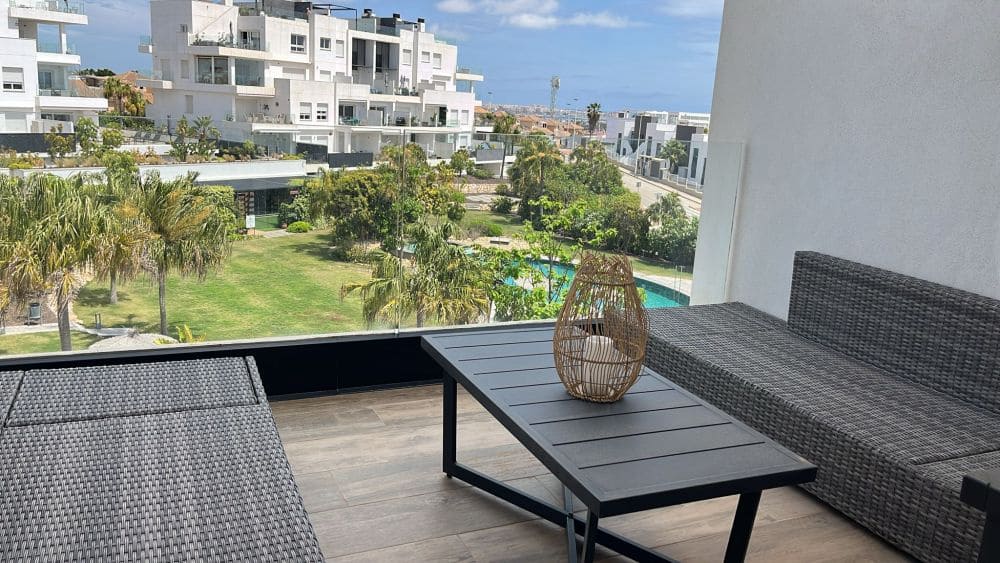 2 bedroom Apartment for sale in Torrevieja with pool garage - € 349,995 (Ref: 10098912)