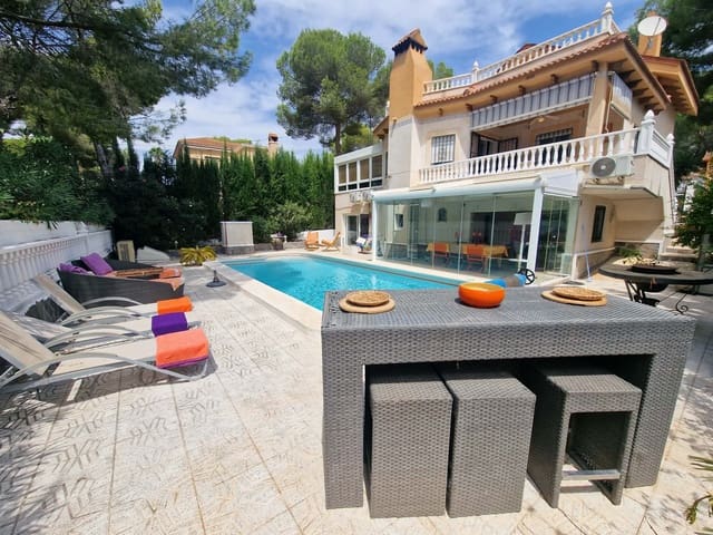5 sypialnia Willa na sprzedaż w Pinar de Campoverde, Pilar de la Horadada z basenem garażem - 409 996 € (Ref: 10140000)