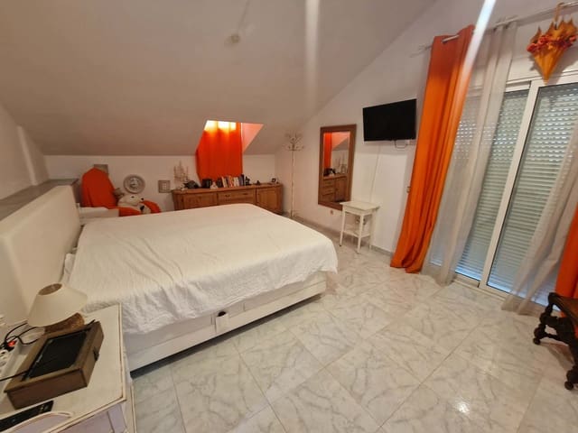 5 sypialnia Willa na sprzedaż w Pinar de Campoverde, Pilar de la Horadada z basenem garażem - 409 996 € (Ref: 10140000)