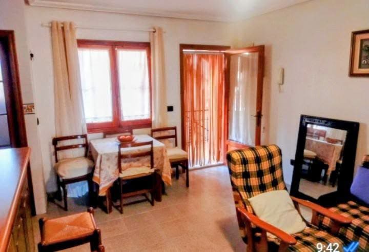2 Zimmer Apartment zu vermieten in Torrevieja - 650 € (Ref: 10150413)
