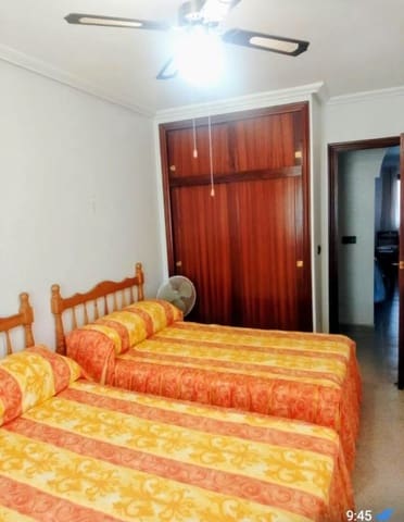 2 Zimmer Apartment zu vermieten in Torrevieja - 650 € (Ref: 10150413)