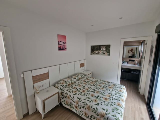 Chalet de 3 habitaciones en San Javier en venta con piscina garaje - 645.000 € (Ref: 10174186)